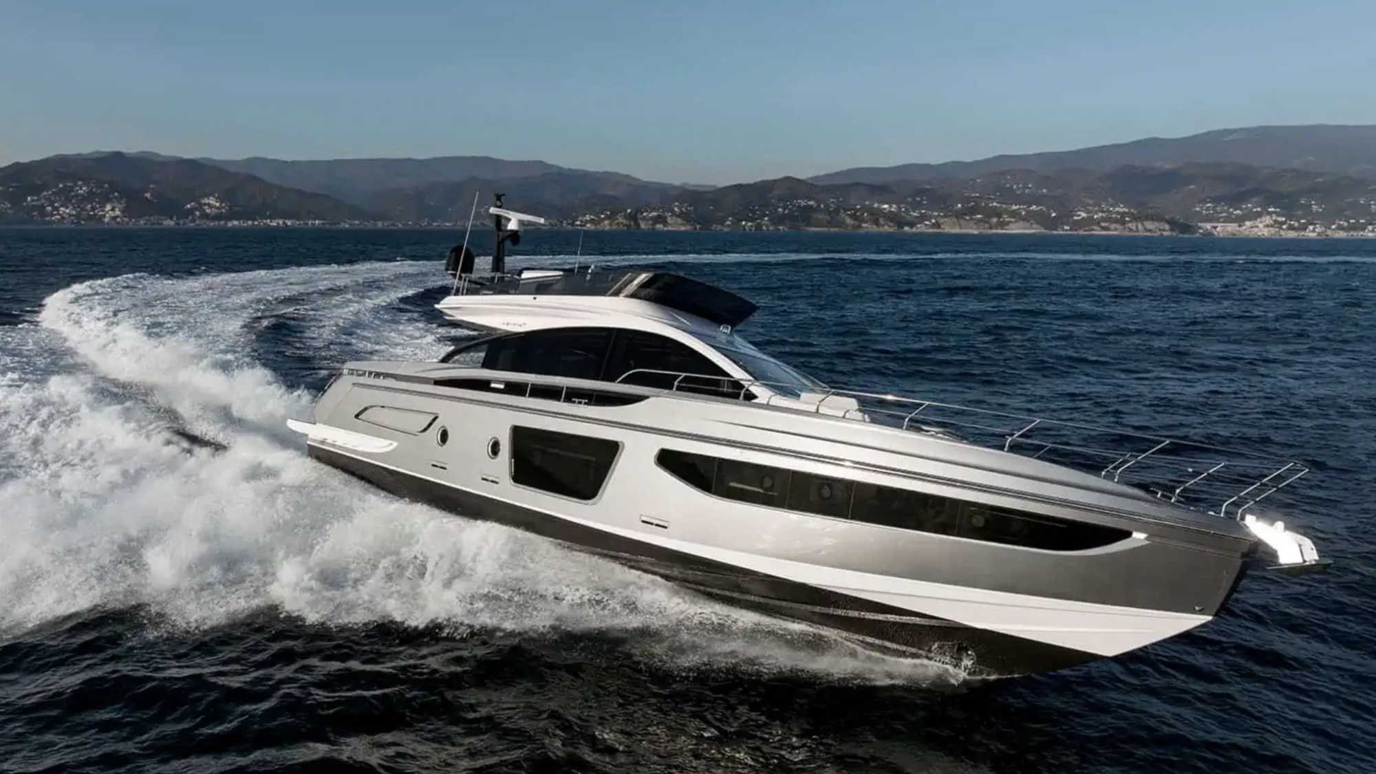 Azimut S7
