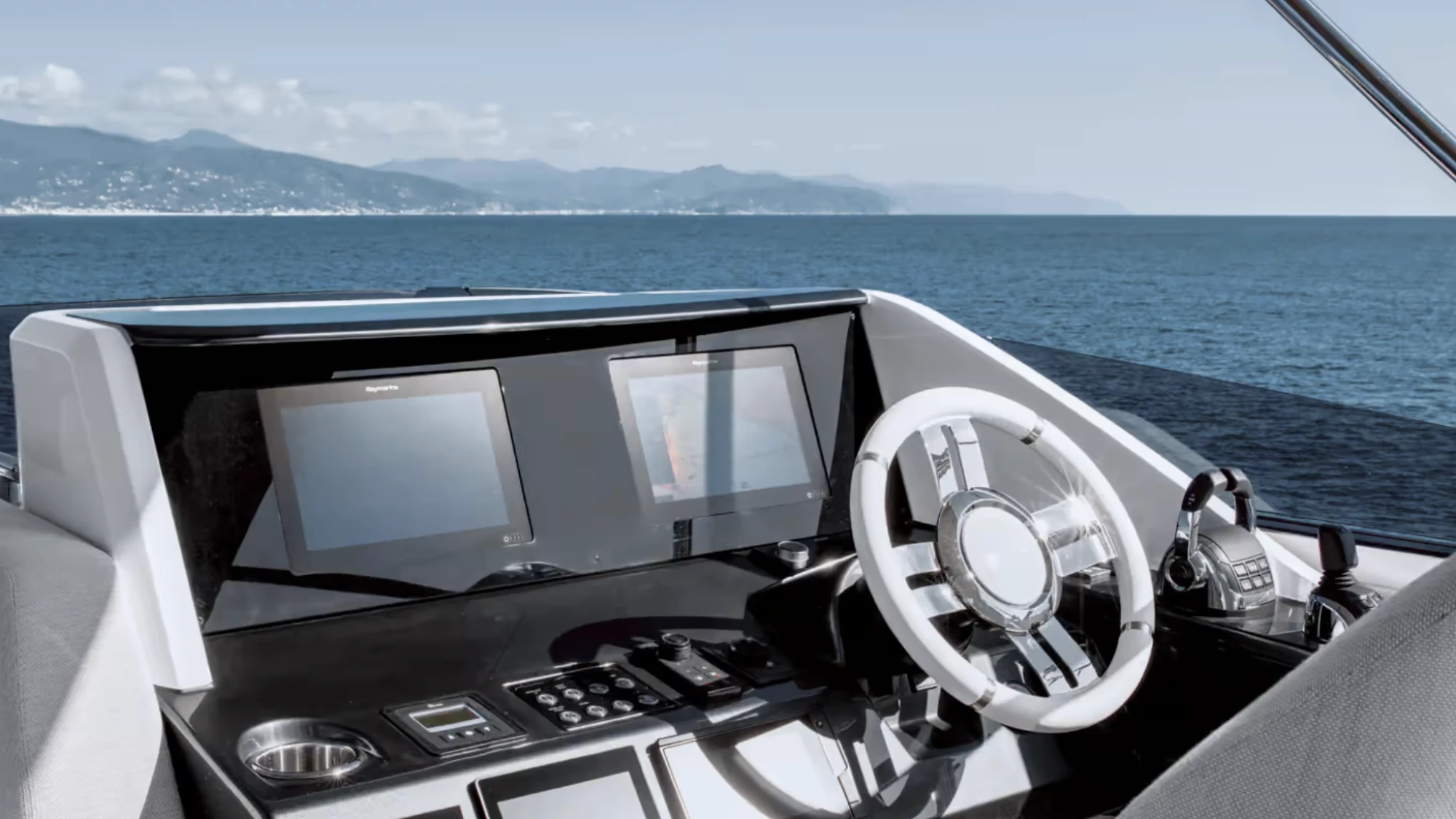 Azimut S8