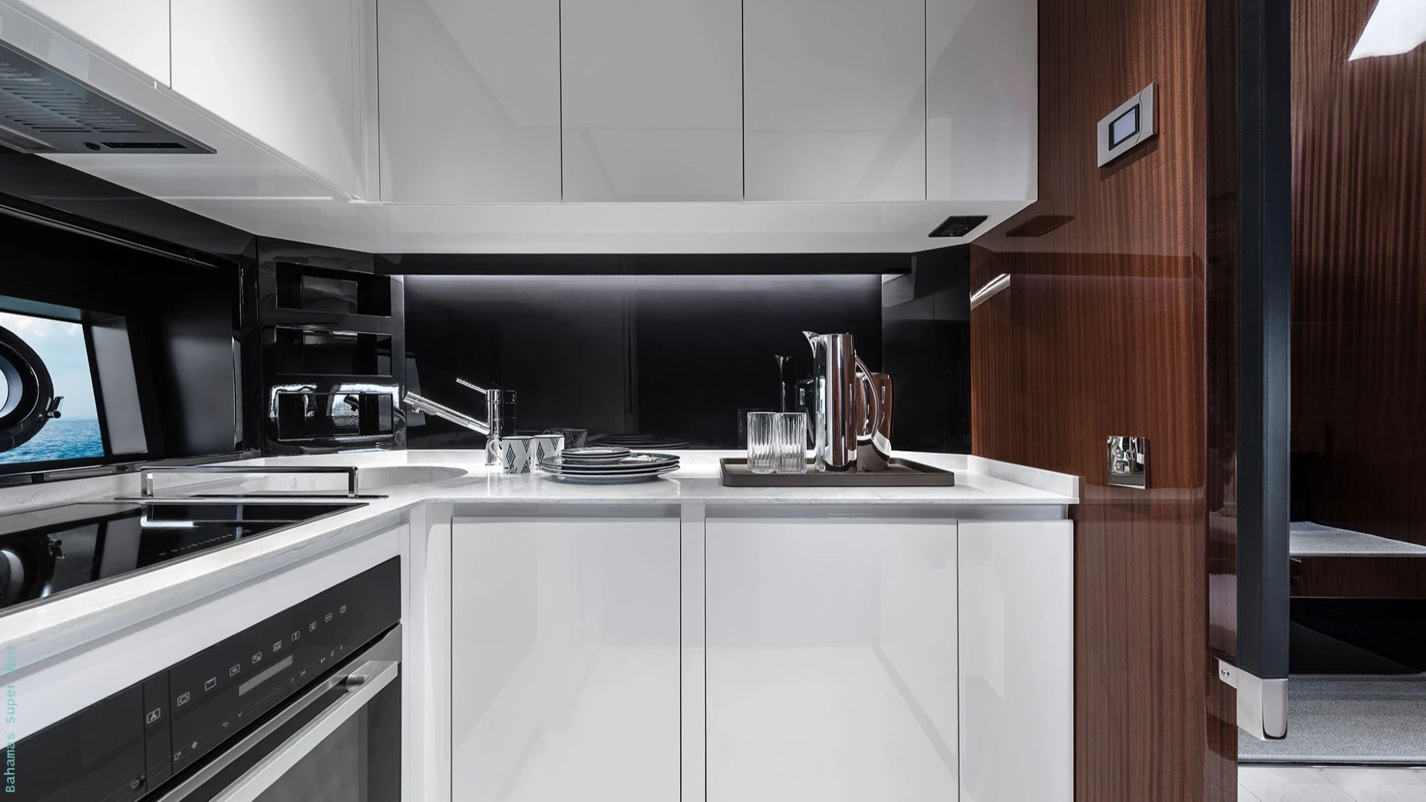 Riva 76' Bahamas Super