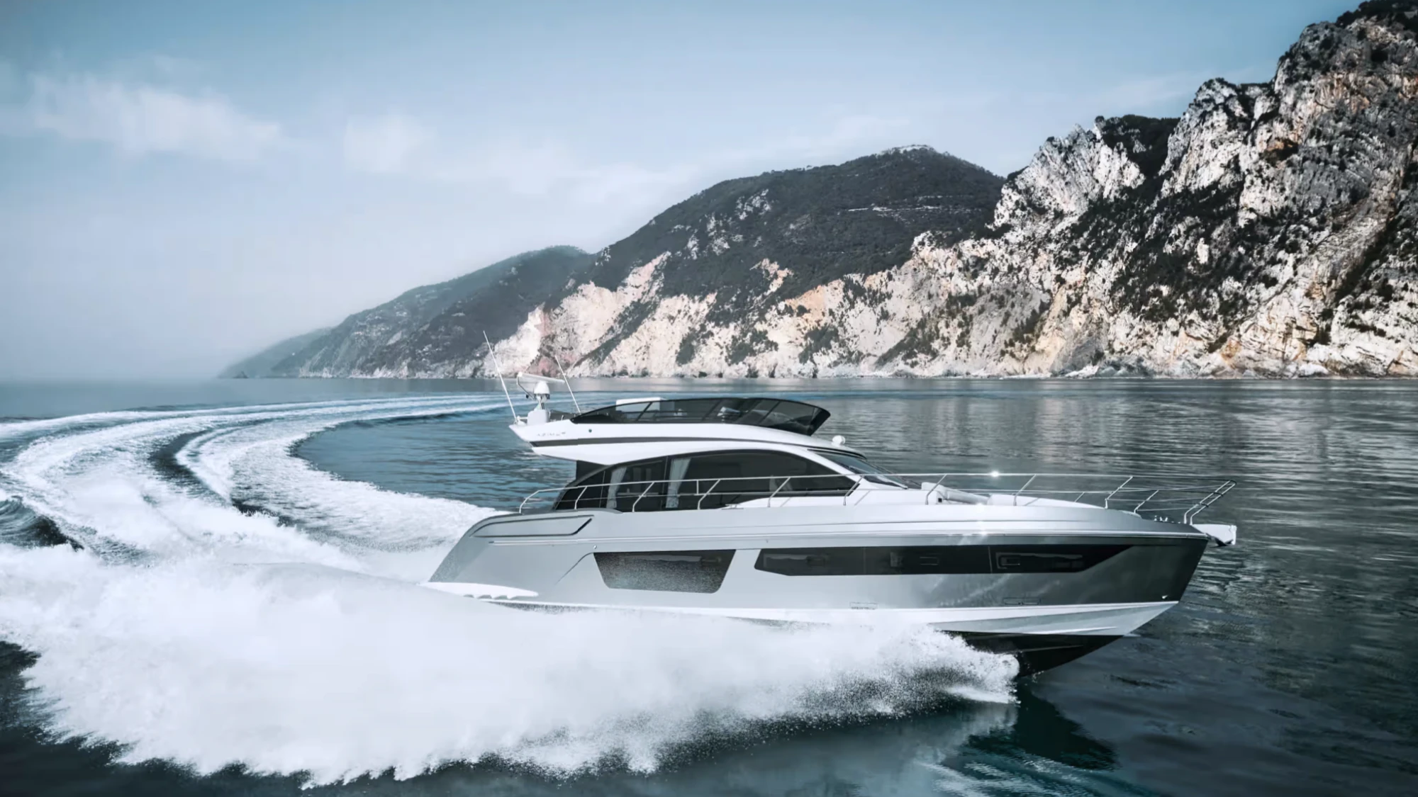 Azimut Fly 53