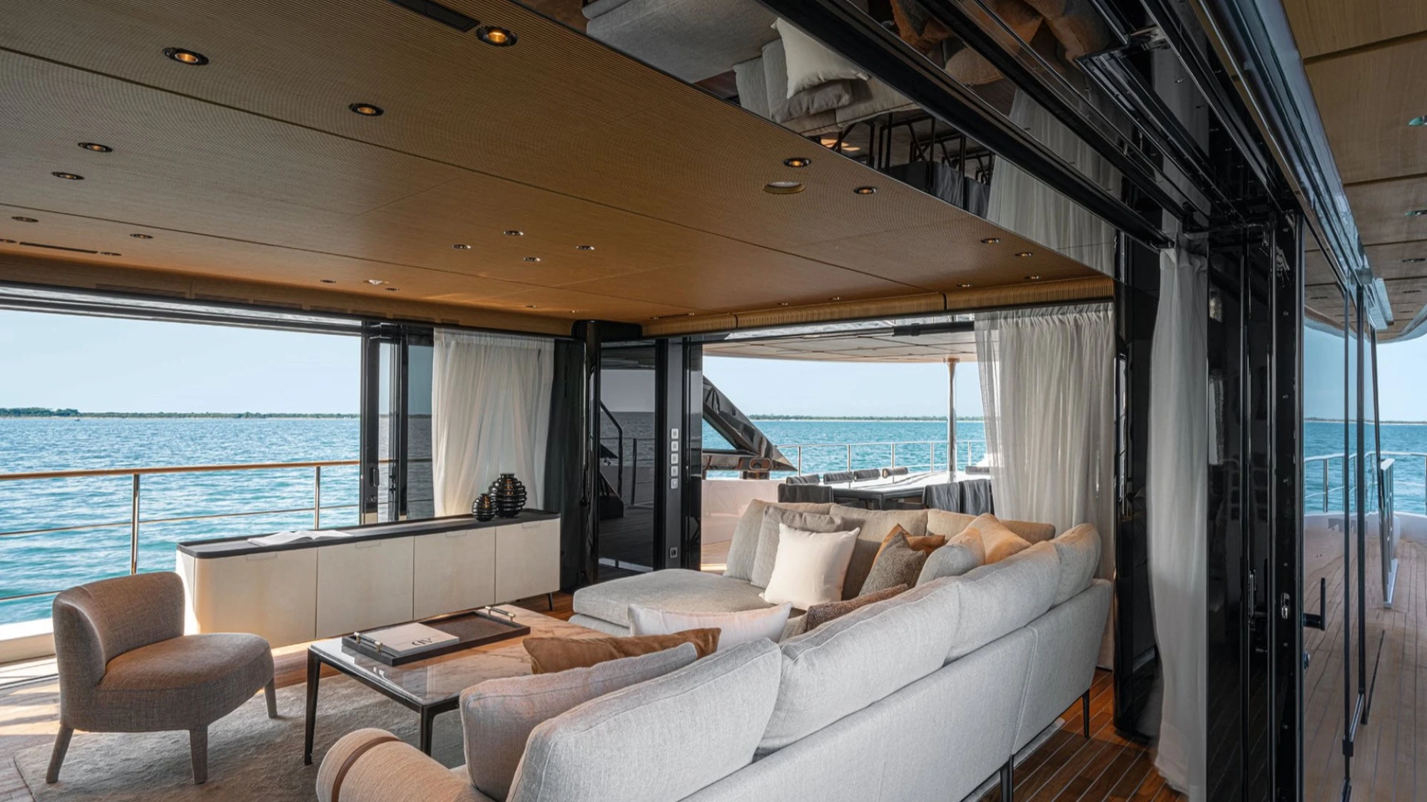Custom Line Navetta 38