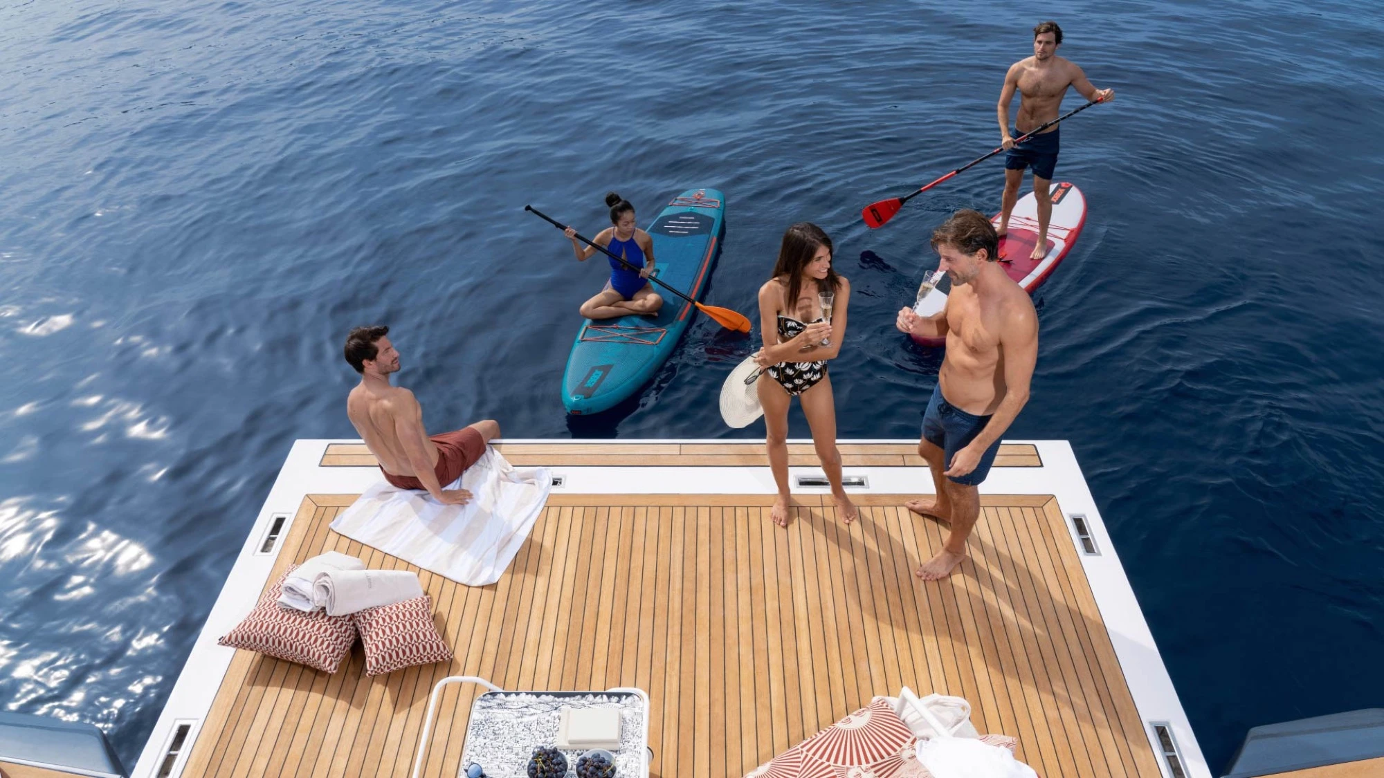 Custom Line Saetta 140'