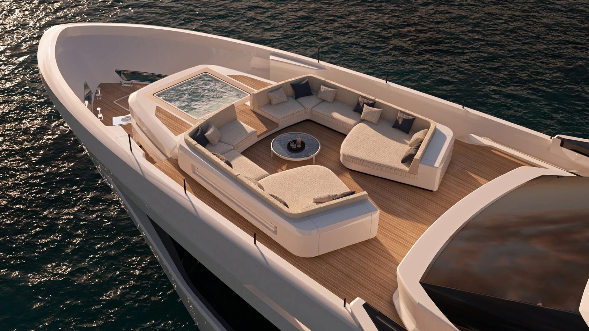 Custom Line Saetta 128'