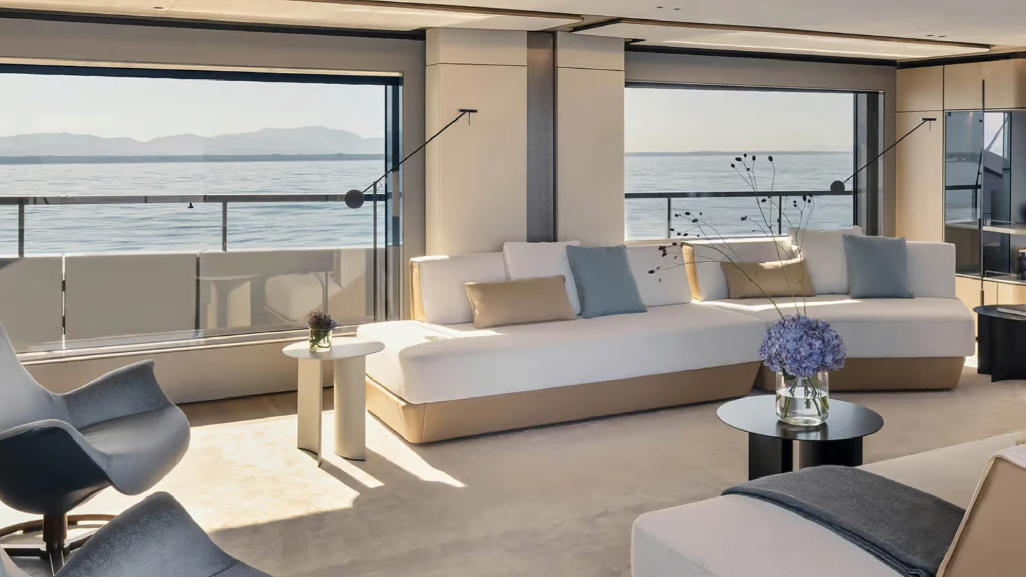 Azimut Grande Trideck