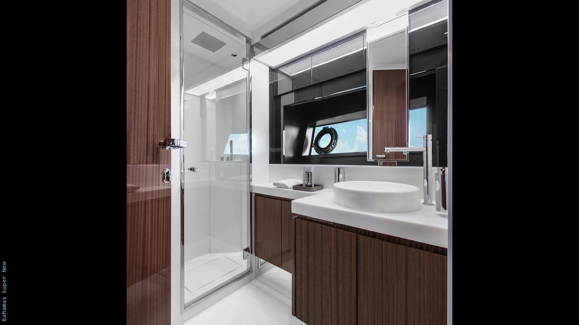 Riva 76' Bahamas Super