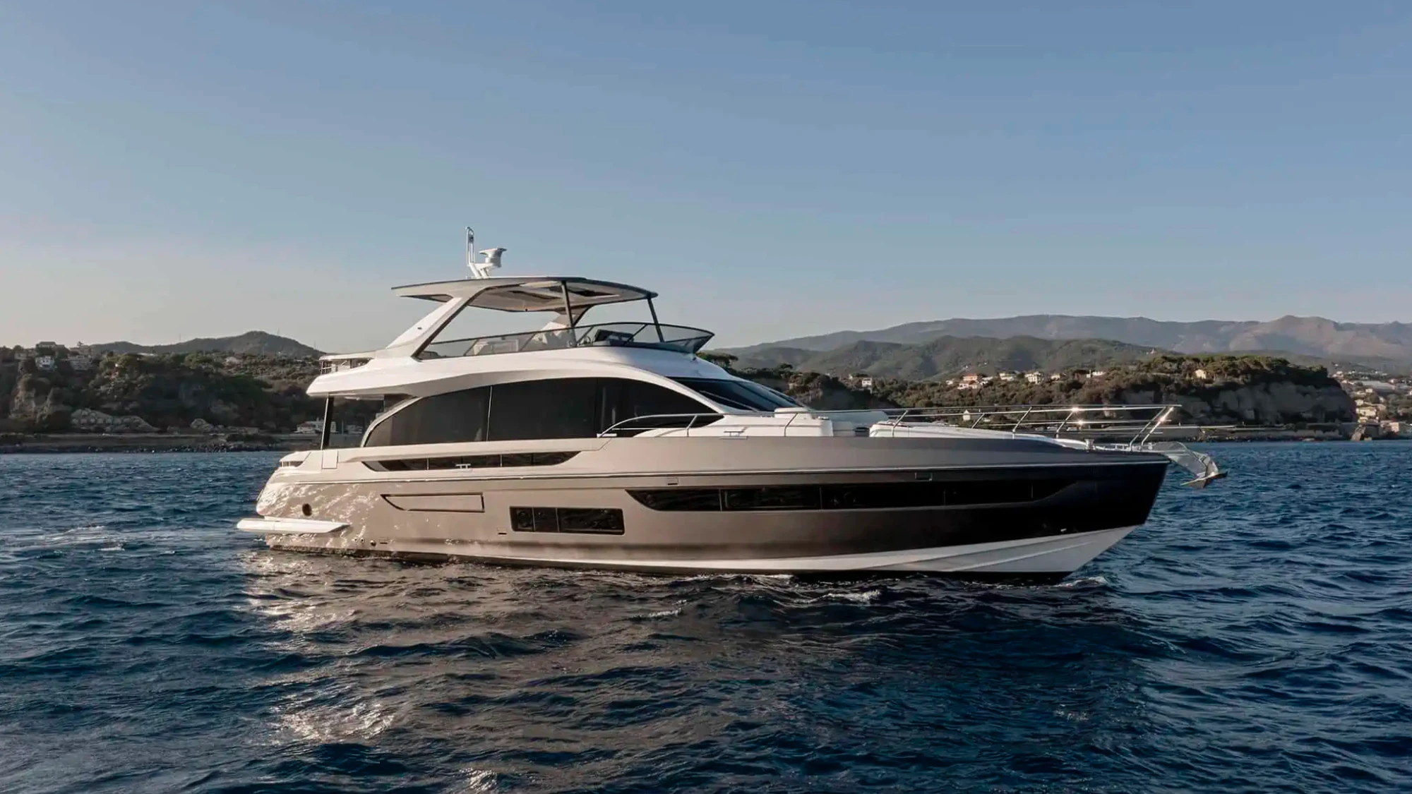 Azimut Fly 72